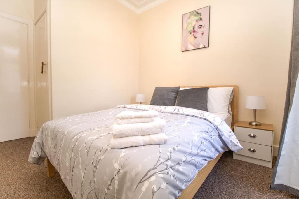 Gustina Lodge Aberdeen Extérieur photo